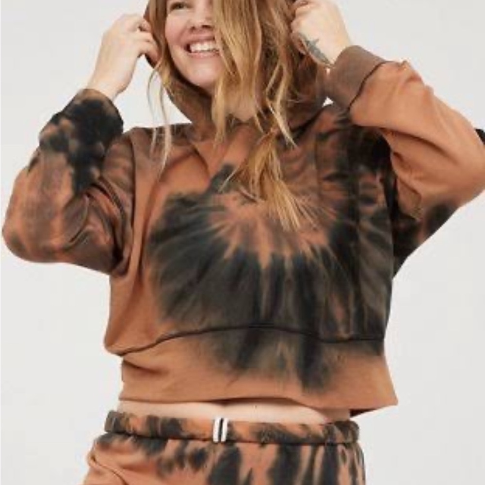 Aerie tie dye hoodie pullover sweater size small